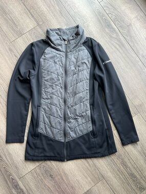Columbia Women's Black Jacket with Gray Quilted Front Long Lightweight Size L